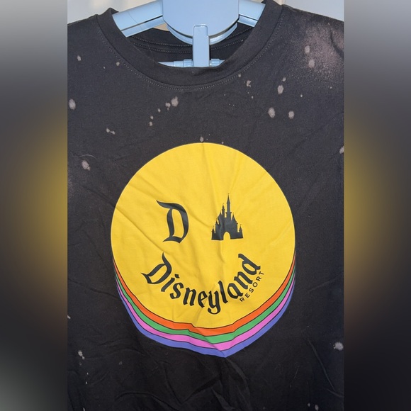 Disneyland Logo Bleach Spot T-Shirt for Adults - Picture 6 of 7